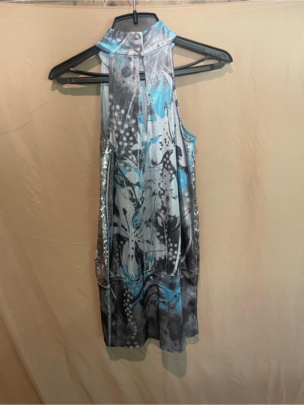 Studio Y sleeveless Blue and Gray Printed Top